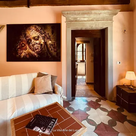 Two Birds-la Arte Del Lupo Daire Subbiano